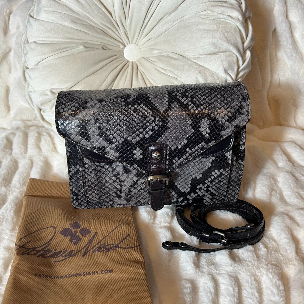 Gorgeous Patricia Nash Crossbody Handbag - New without Tags